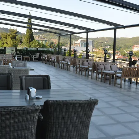 Heybeli Garden Hotel Çarşan